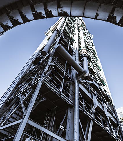 modern-fuel-or-oil-factory-building-G72H85Pt